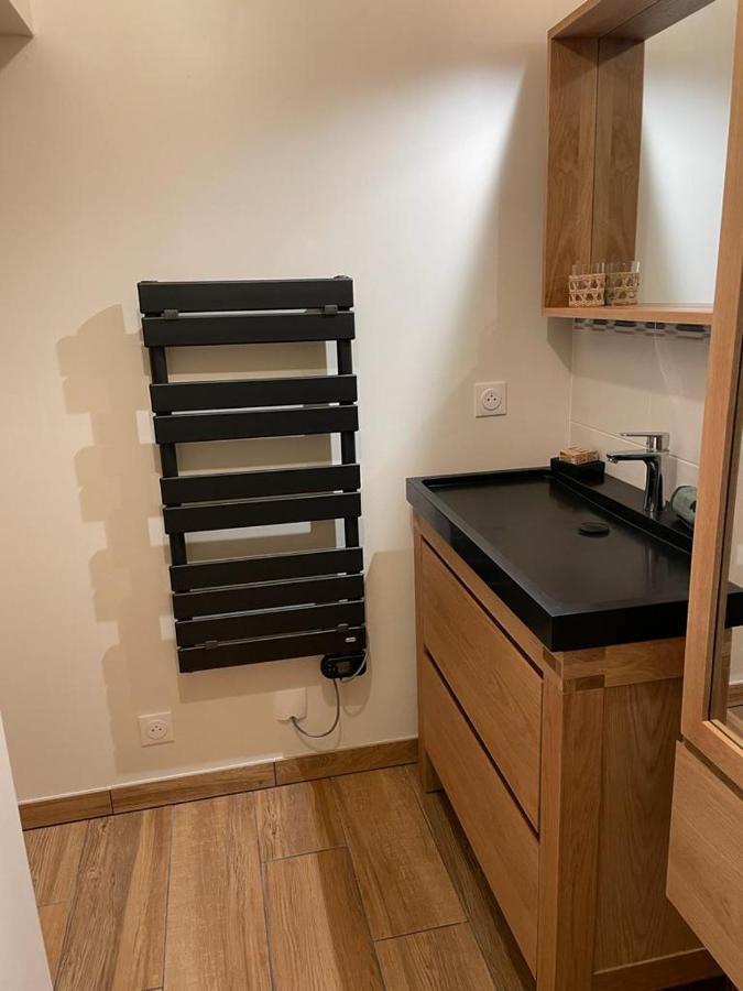 לימוז' Loft Le Cosy Coeur De Ville Stationnement Privatif מראה חיצוני תמונה